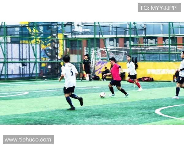 赛后分析：杭州足球队与成都足球队的战术意识与表现对比