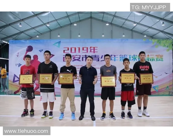 全国锦标赛回顾：西安乒乓球队默契配合展现团队精神与竞技水平